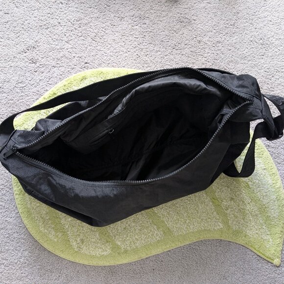 BAGGU Large Crescent 37.5" Strap - Black - Picture 3 of 3